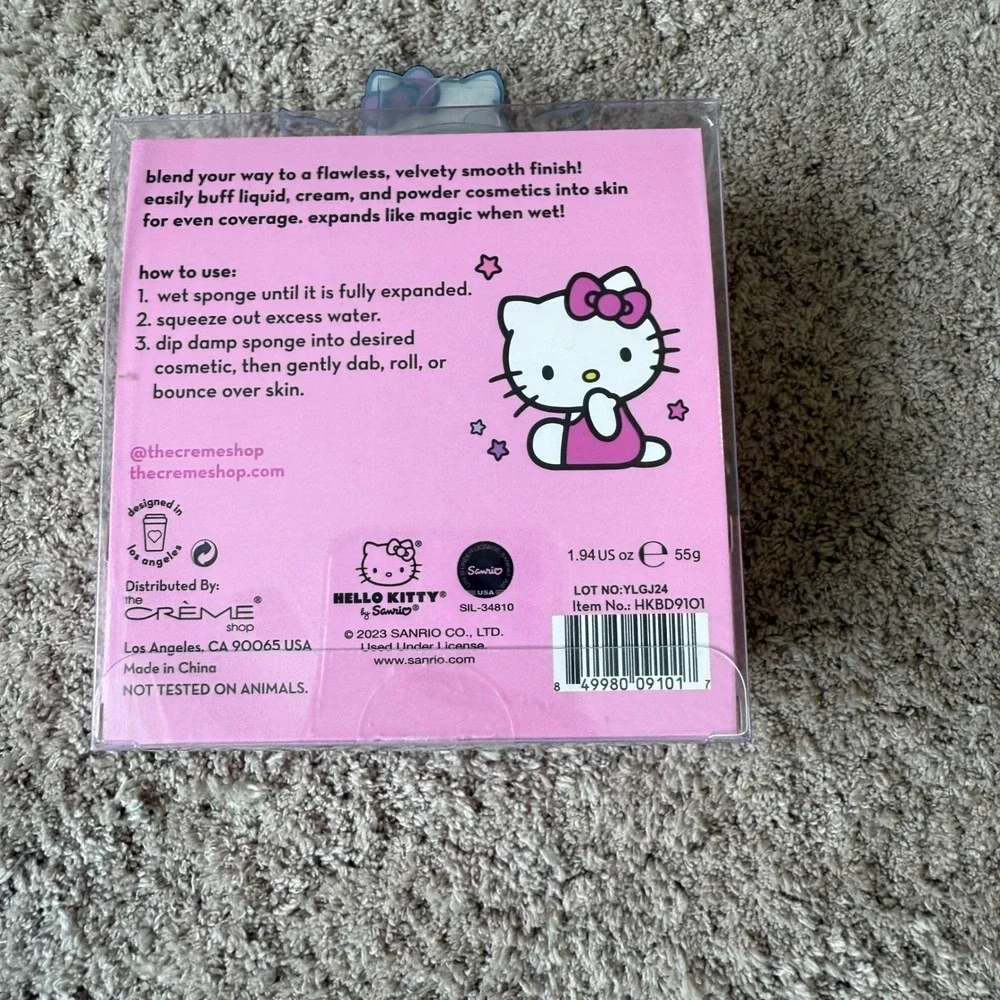 The Creme Shop x Hello Kitty Premium Plush Blender Duo Makeup Sponges Pink New‎